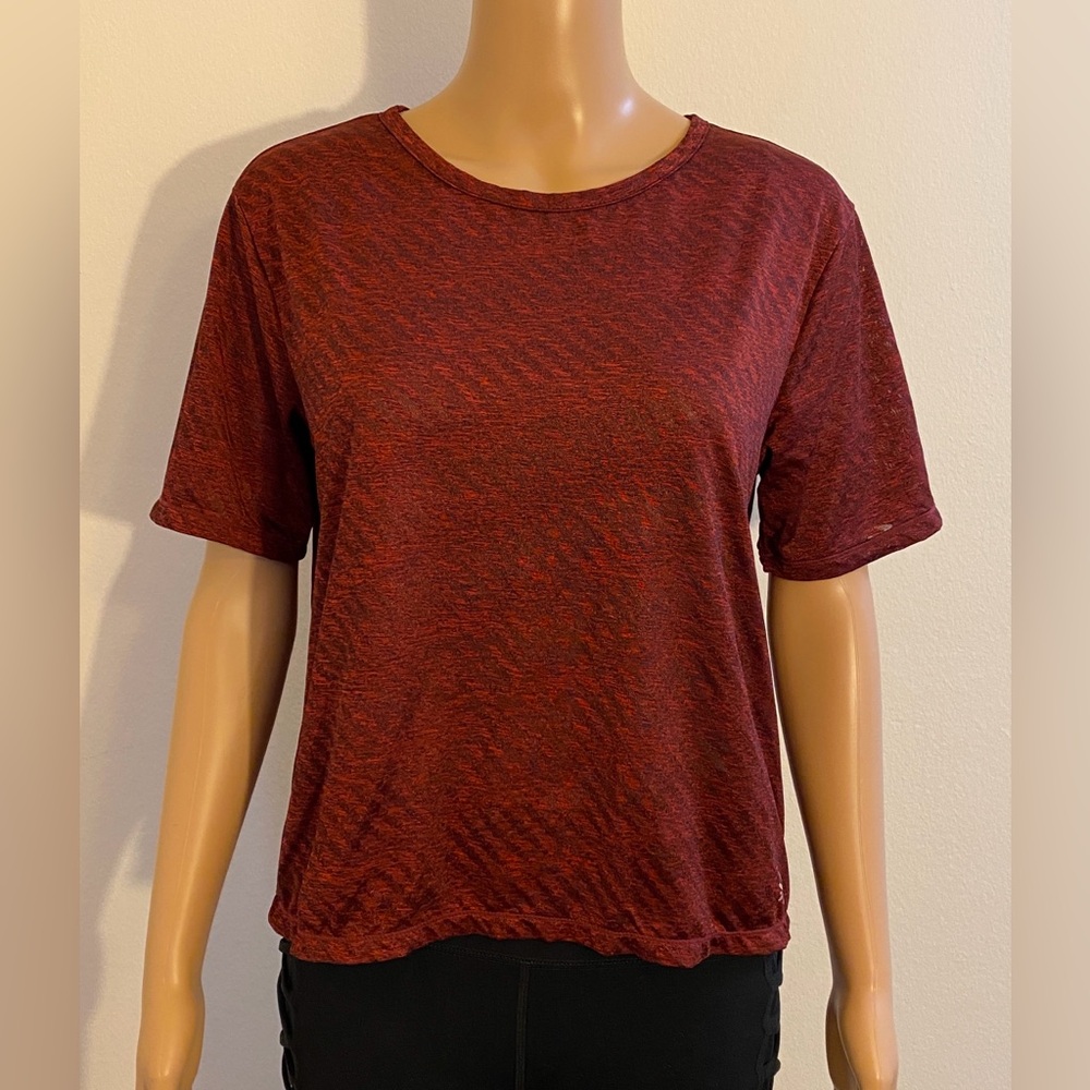 Move With You Women's Cranberry & Black Print Athletic Top